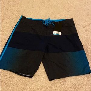 oakley men’s fade shorts